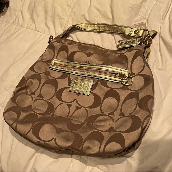 EARLY 2000S GOLD COACH BAG - Picture 1 of 6